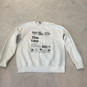 The Leo horoscope sweater size M white